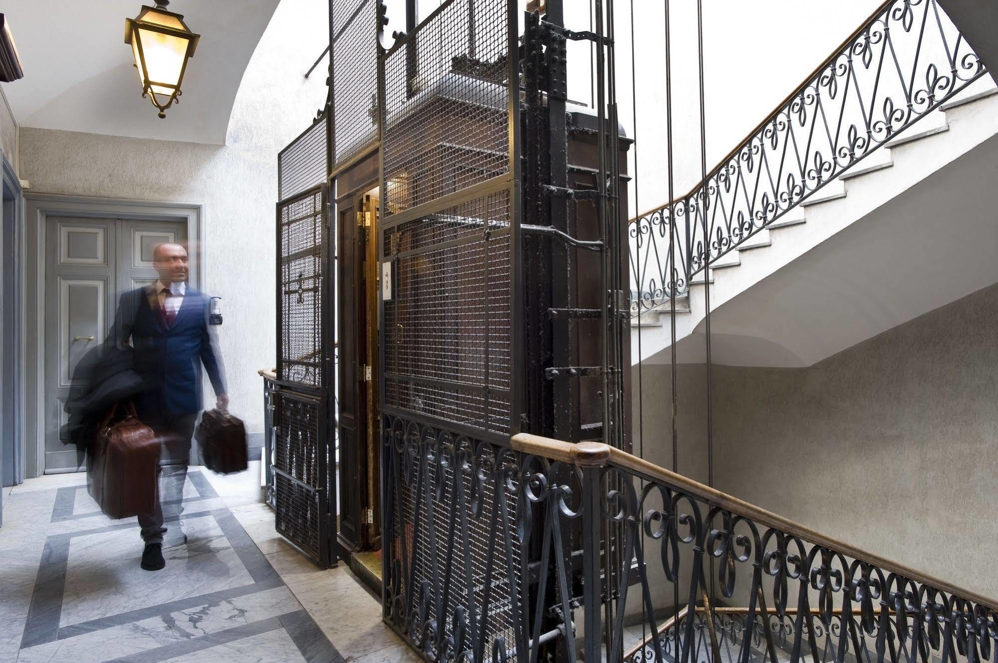 38 Viminale Street Ξενοδοχείο Ρώμη Εξωτερικό φωτογραφία